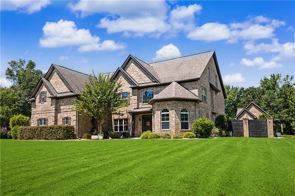 120 Broad Meadows Ln., Fayetteville, GA 30215