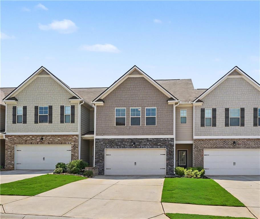 3652 Prospect Point Dr., Oakwood, GA 30566