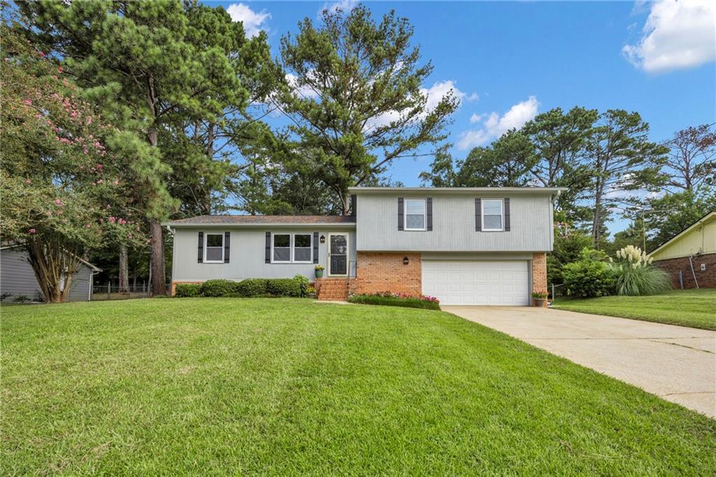 3417 Creekwood Dr., Conyers, GA 30094
