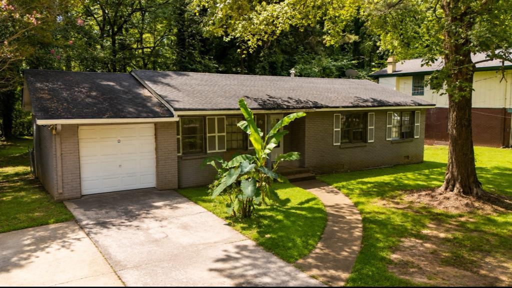 613 Sheppard Rd., Stone Mountain, GA 30083