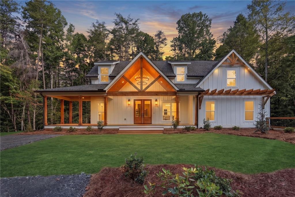 300 Rainmore Dr., Dahlonega, GA 30533