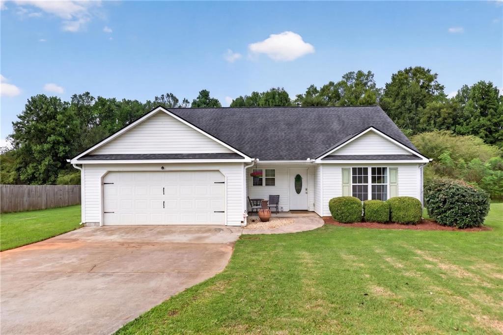 112 Governor Ln., Temple, GA 30179