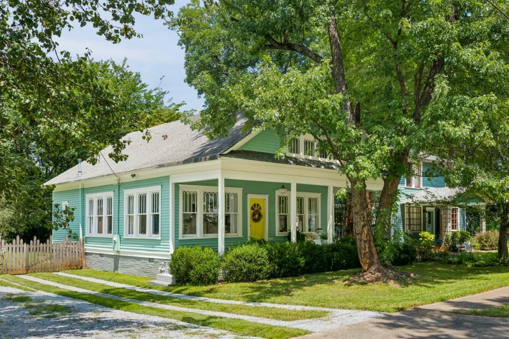 1739 Lyle Ave., College Park, GA 30337