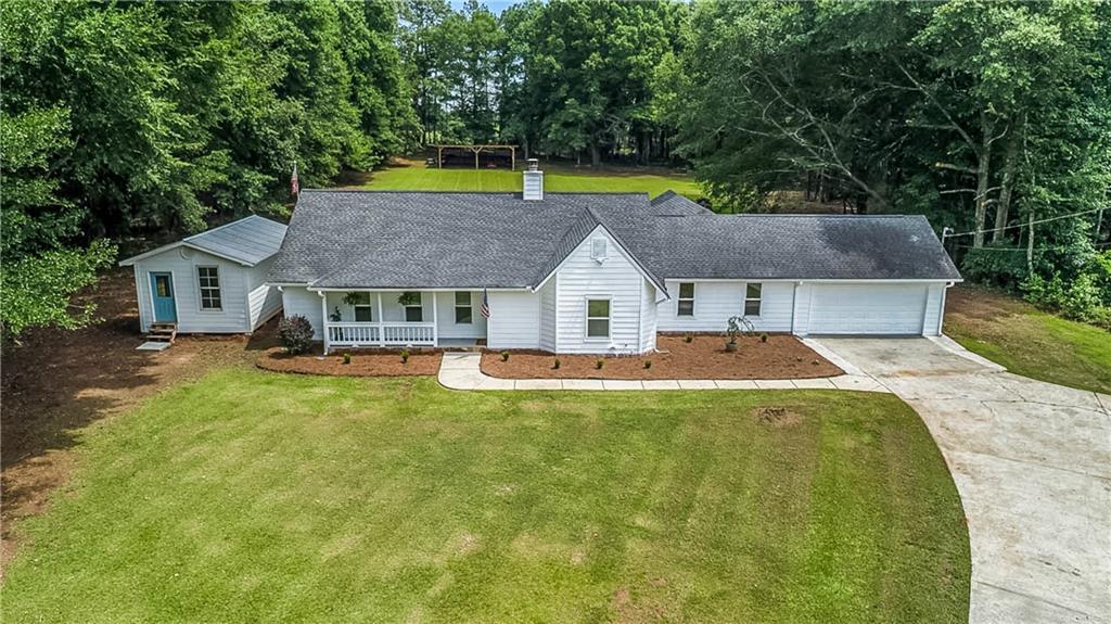 135 Dixie Ln., Covington, GA 30014