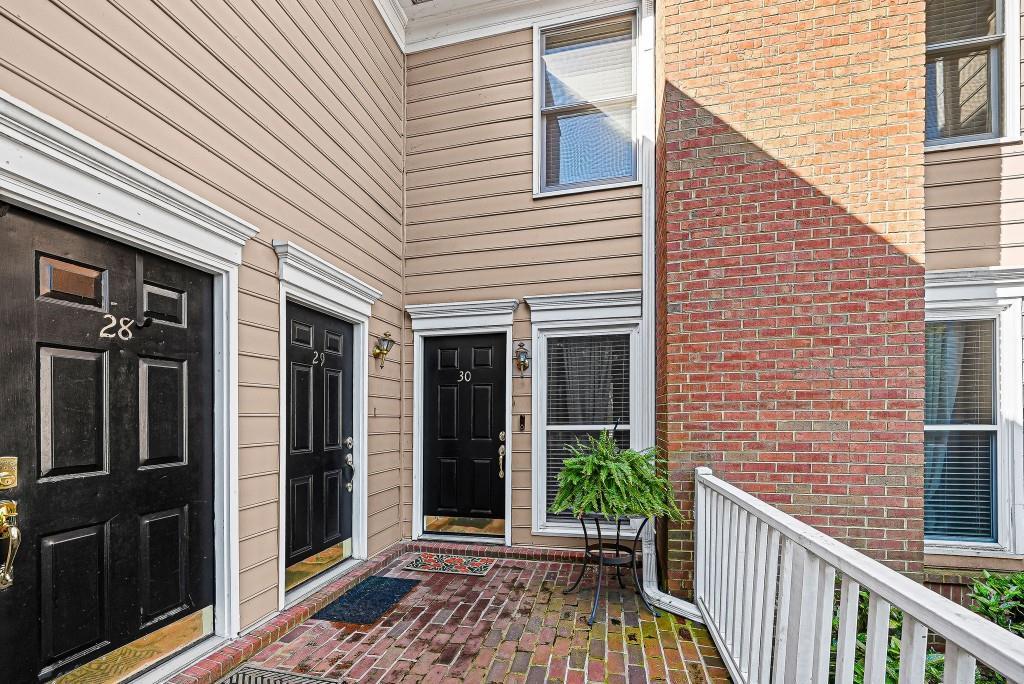7500 Roswell Rd. #30, Sandy Springs, GA 30350