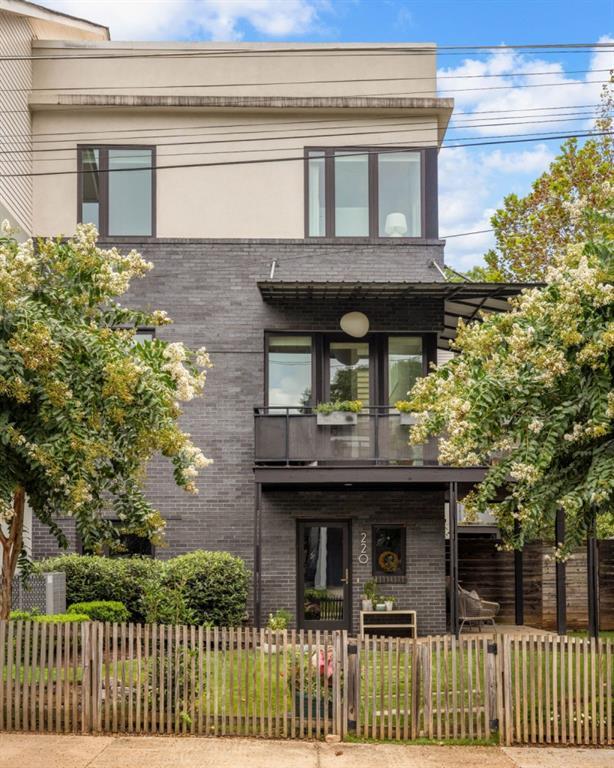 220 Wilbur Ave., Atlanta, GA 30316