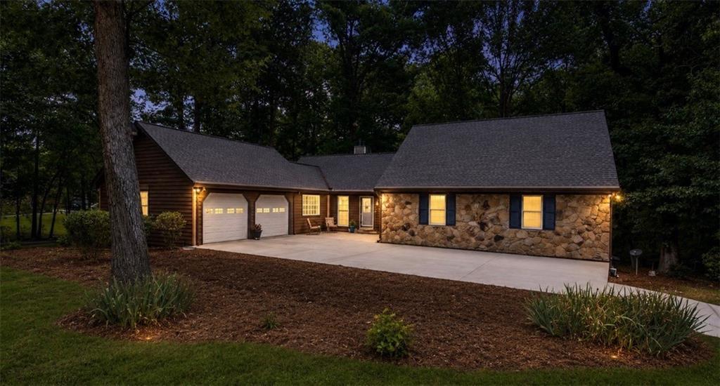 1677 Heritage Dr., Snellville, GA 30078