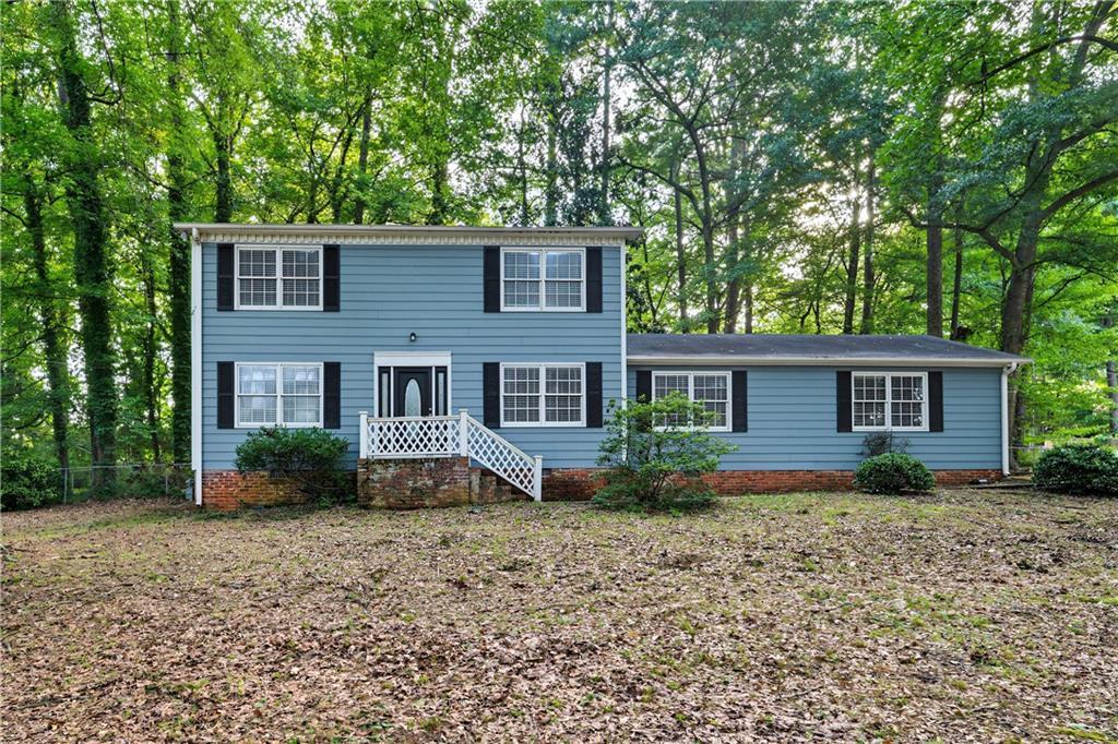212 Sarann Ct., Lilburn, GA 30047