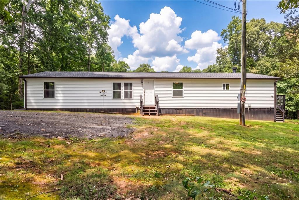 115 Wildwood Trl, Cleveland, GA 30528
