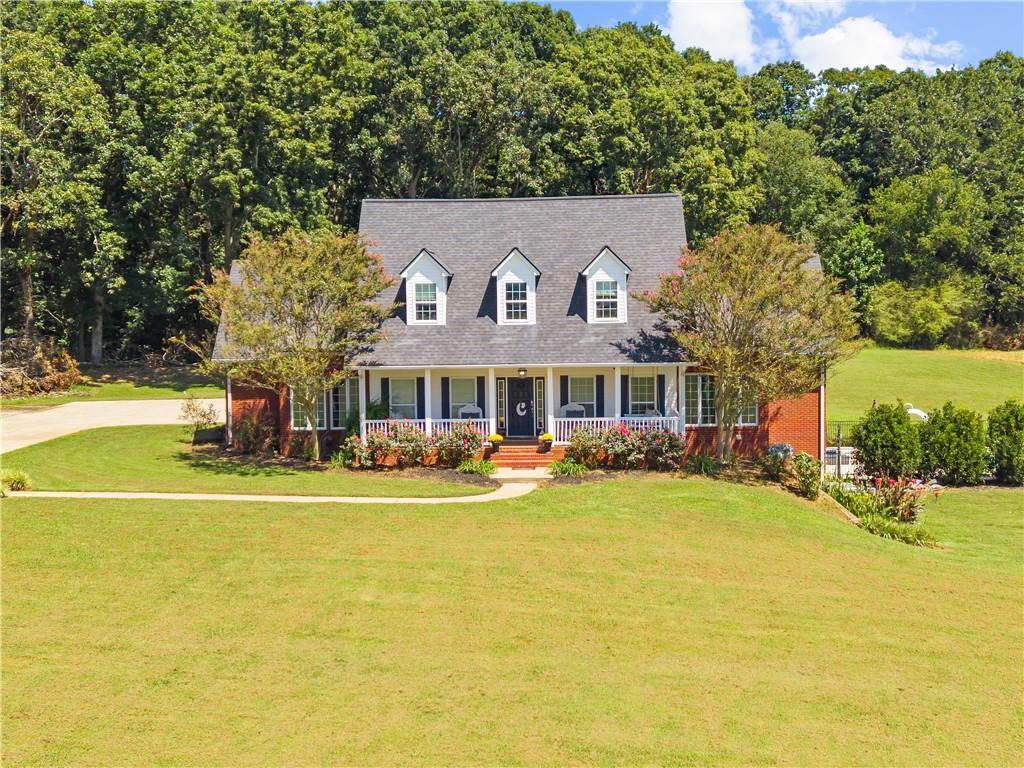 8135 Wallace Wood Rd., Gainesville, GA 30506