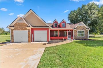 New Homes with Master Bedrooms on the 1st Floor in Carnesville: August 22nd to August 28th