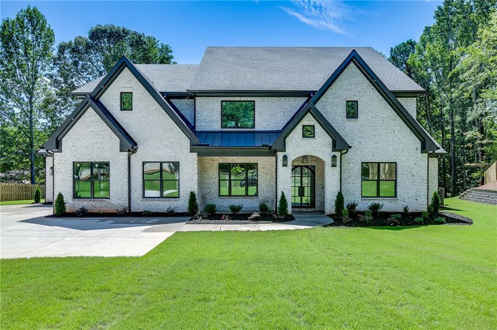 5222 L J Martin Dr., Gainesville, GA 30507
