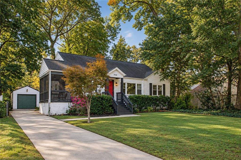 844 Blossom St., Atlanta, GA 30310