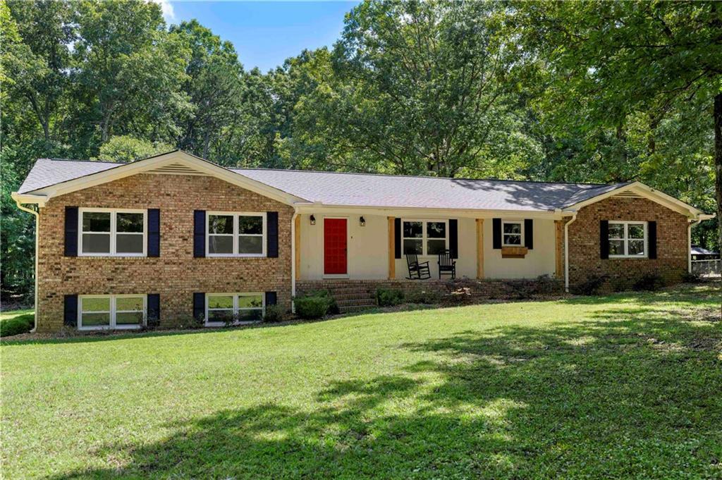 211 Race Horse Dr., Summerville, GA 30747