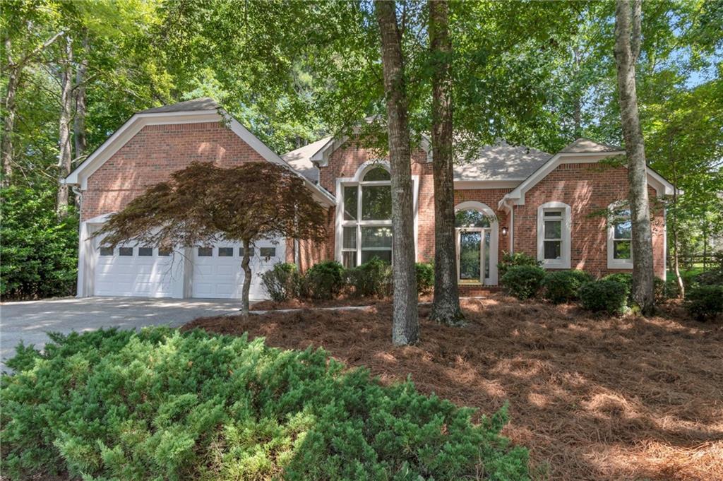 122 Bent Creek Dr., Woodstock, GA 30189