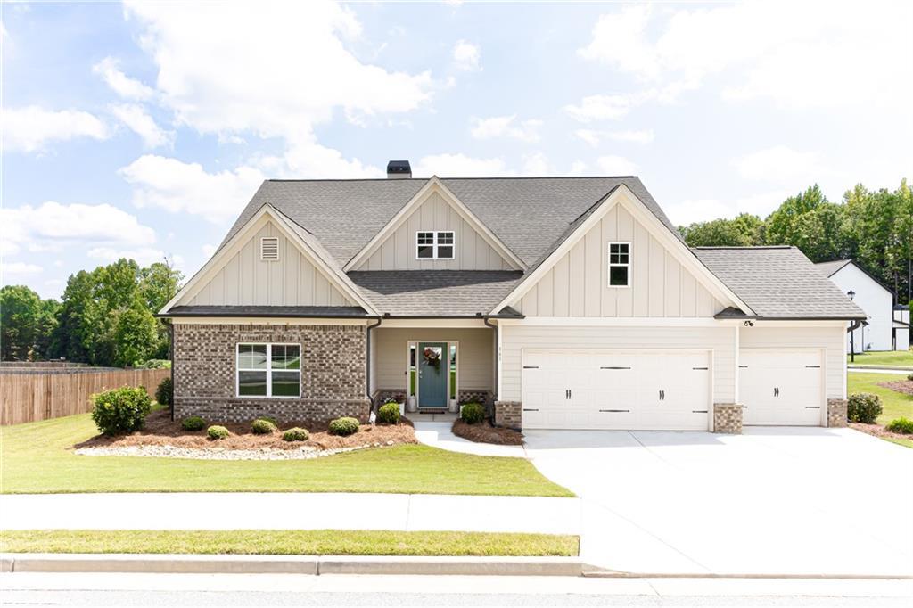 161 Parkers Pl., Hoschton, GA 30548