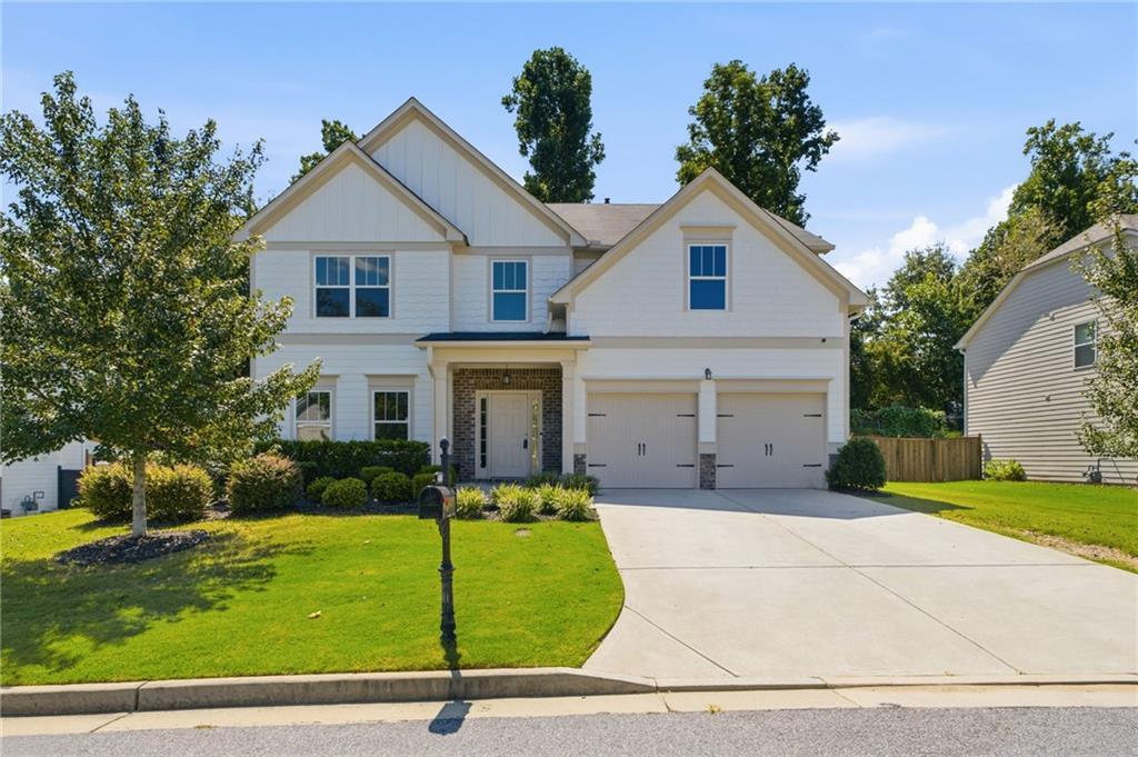 6135 Banyan Tr., Cumming, GA 30028
