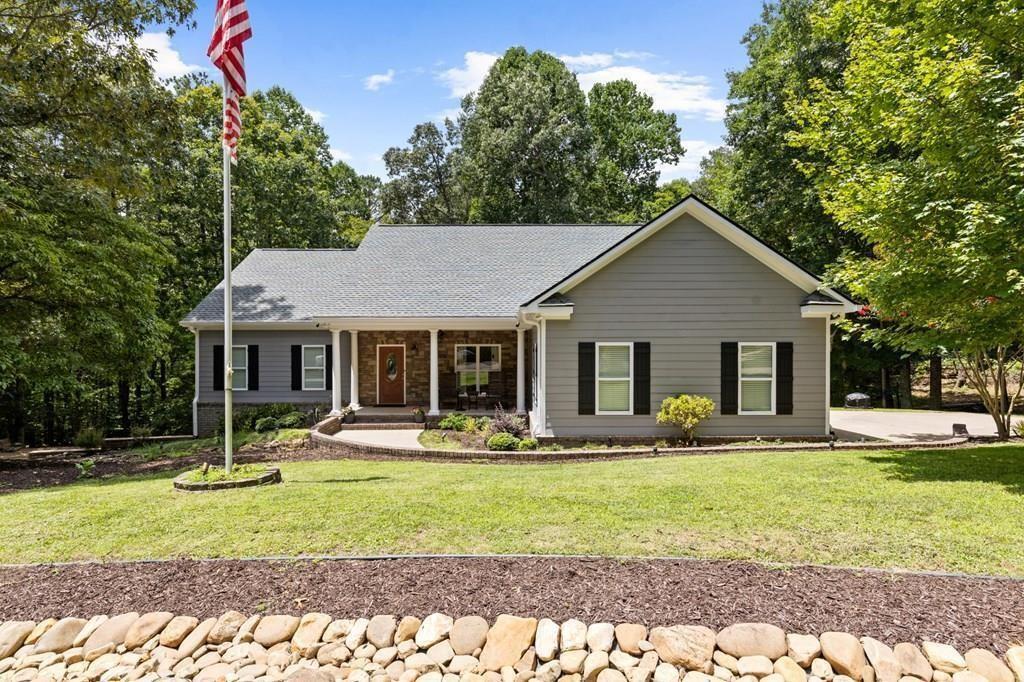 45 Hemlock Ct., Talking Rock, GA 30175