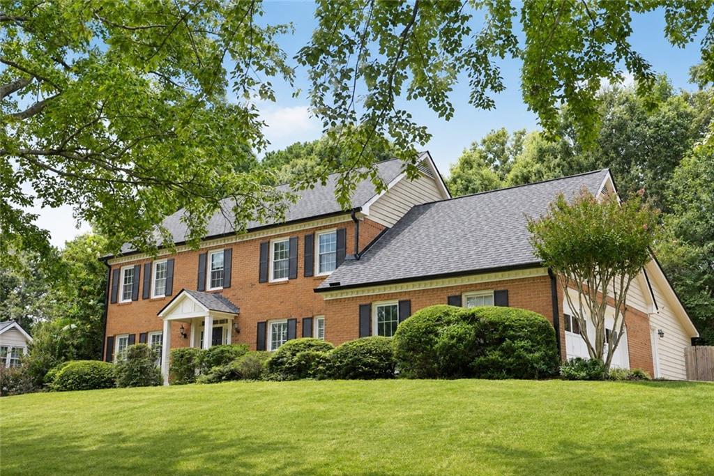 1820 N Chestnut Grove Dr., Marietta, GA 30066