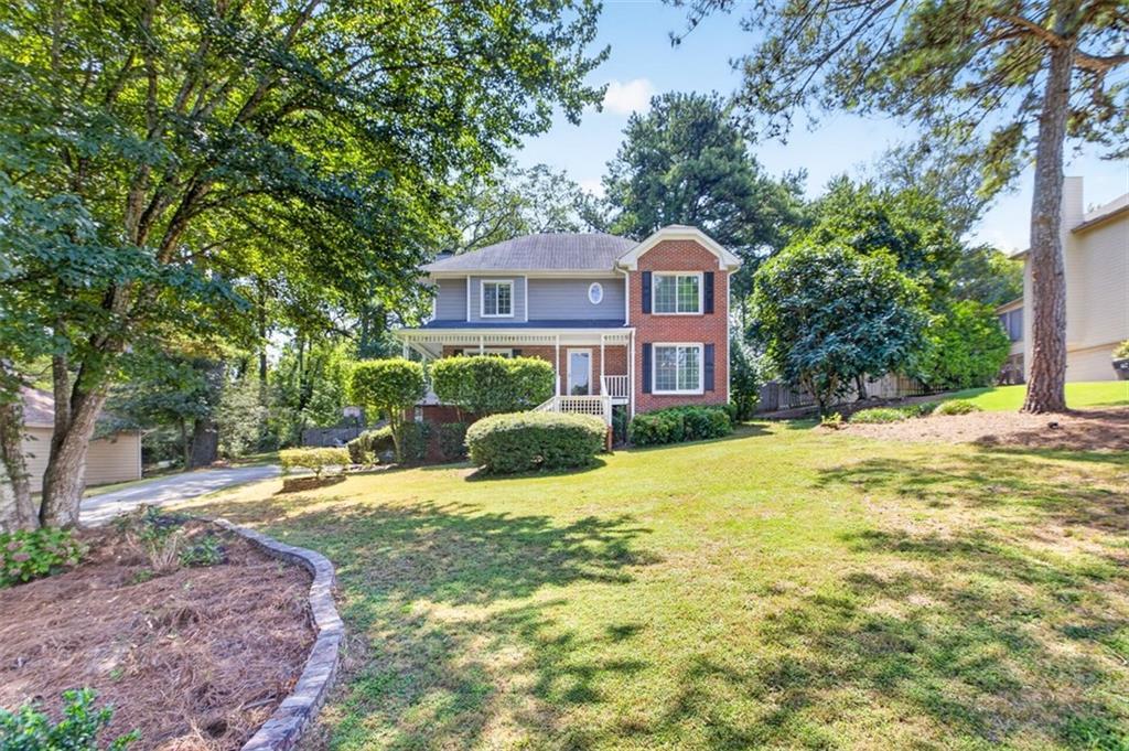 540 Clear Lake Ln., Suwanee, GA 30024