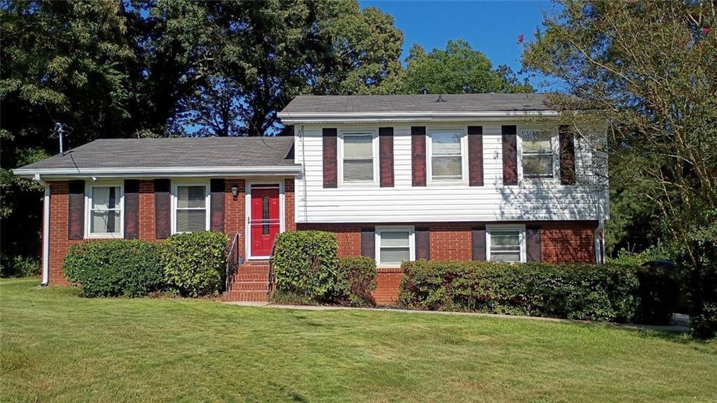 6556 Wendell Cir., Morrow, GA 30281