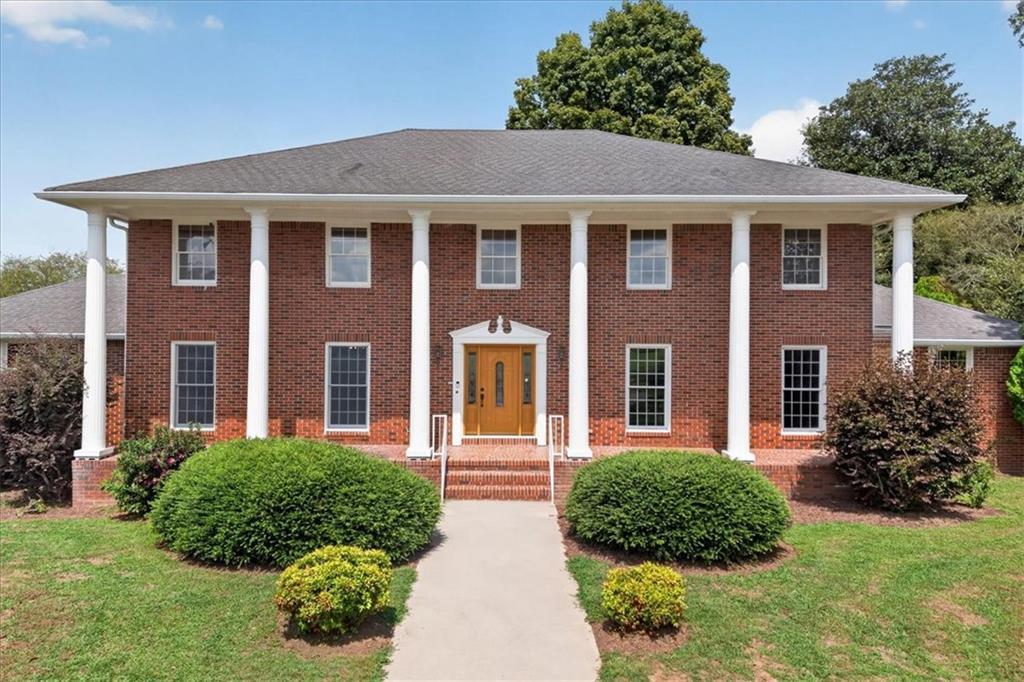 195 River St., Ellijay, GA 30540
