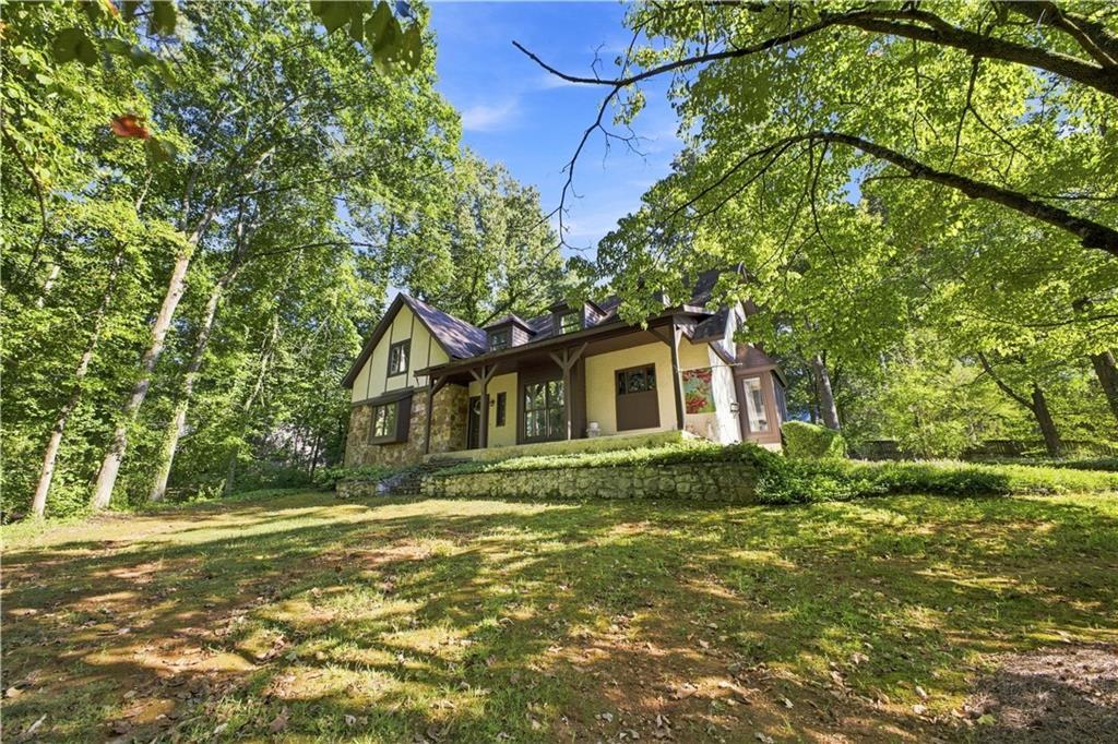 102 Valley Brook Dr., Rome, GA 30161