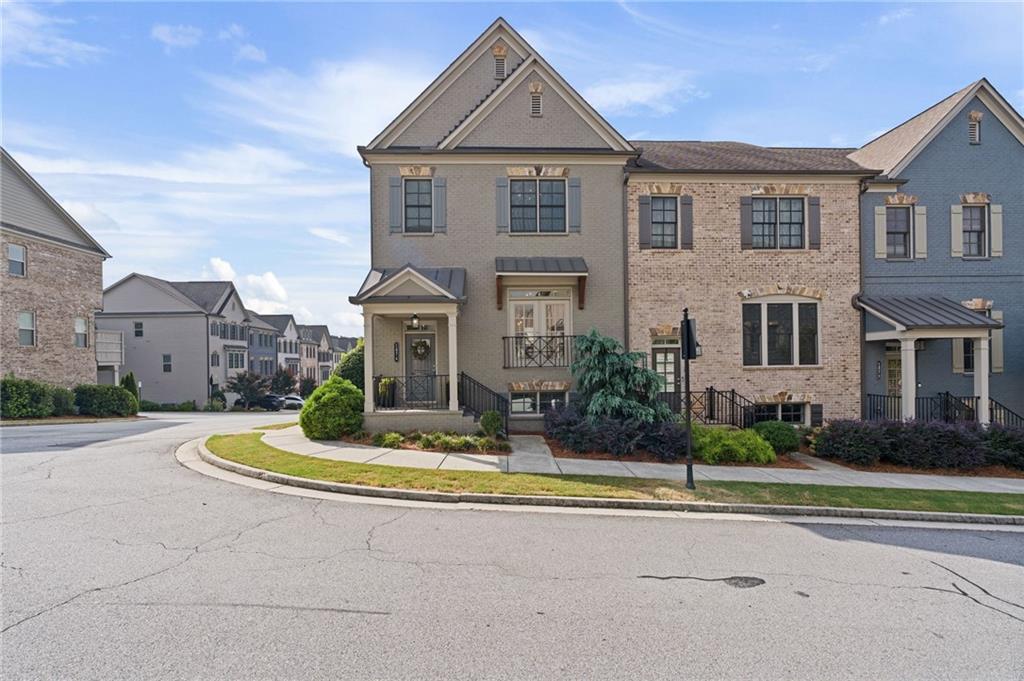 1874 Skyfall Cir., Atlanta, GA 30319