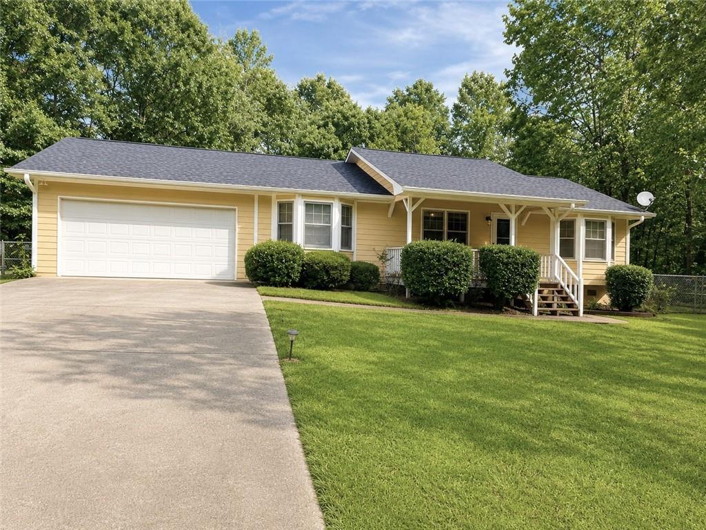 205 Meadowbrook Dr., Mcdonough, GA 30253