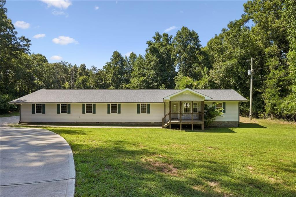6113 Grant Ford Rd., Gainesville, GA 30506
