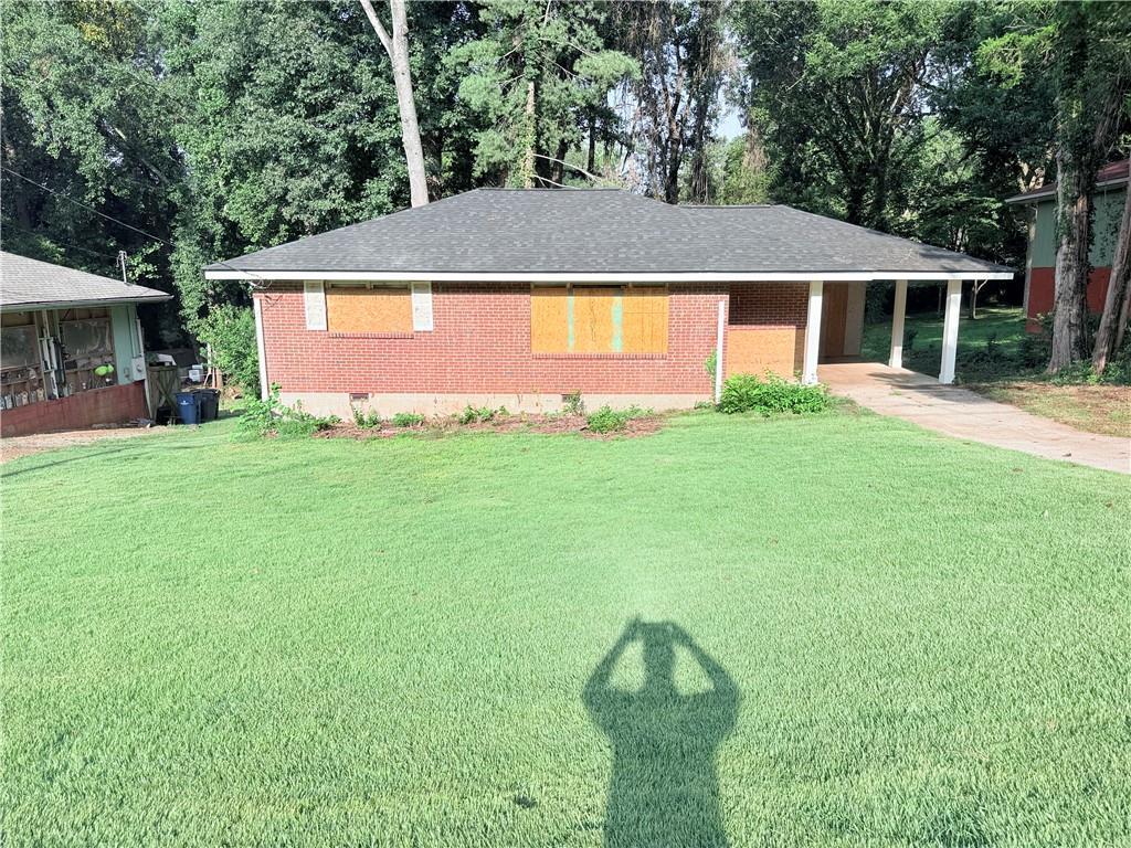 1164 Dolphin Dr., Atlanta, GA 30311