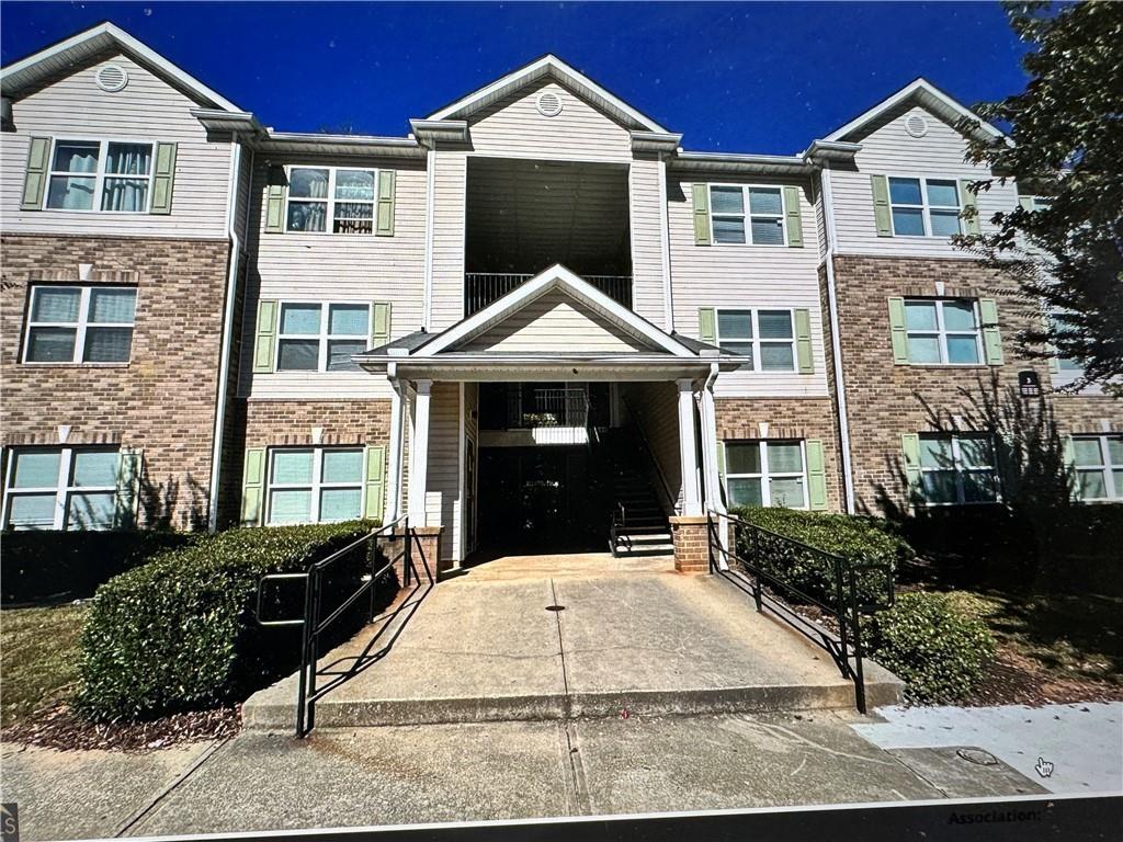 3203 Fairington Ridge Cir., Lithonia, GA 30038