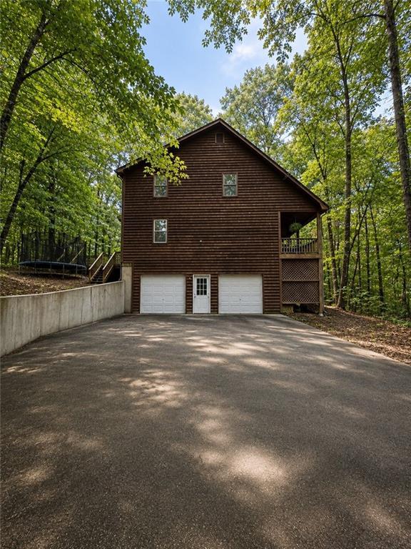 180 Hale Mountain Ct., Hiram, GA 30141