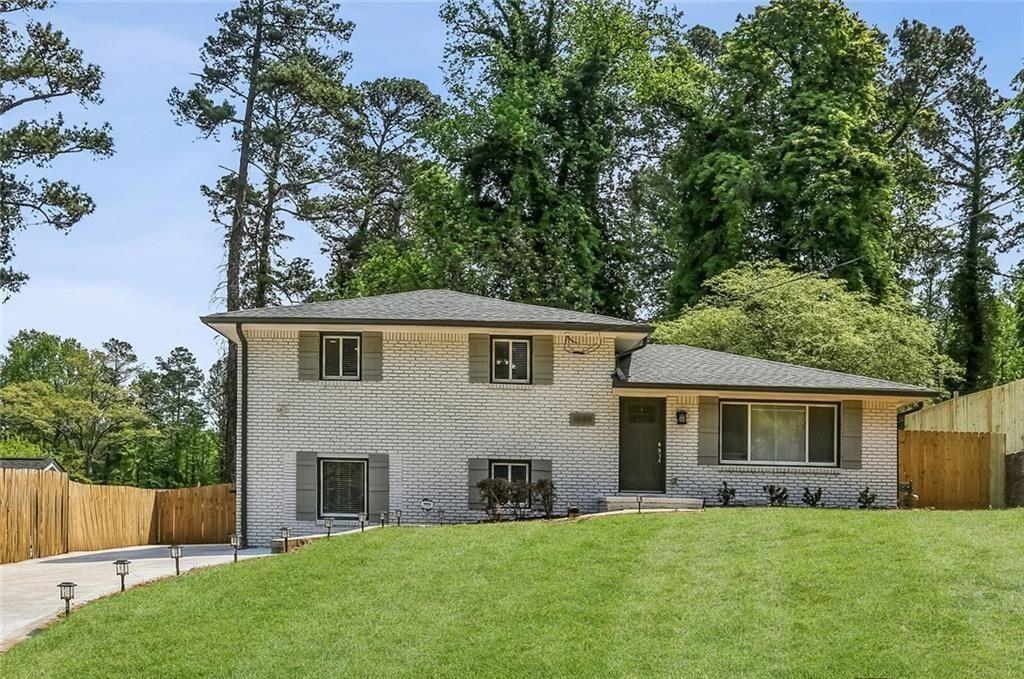 1888 La Mesa Ln., Decatur, GA 30032