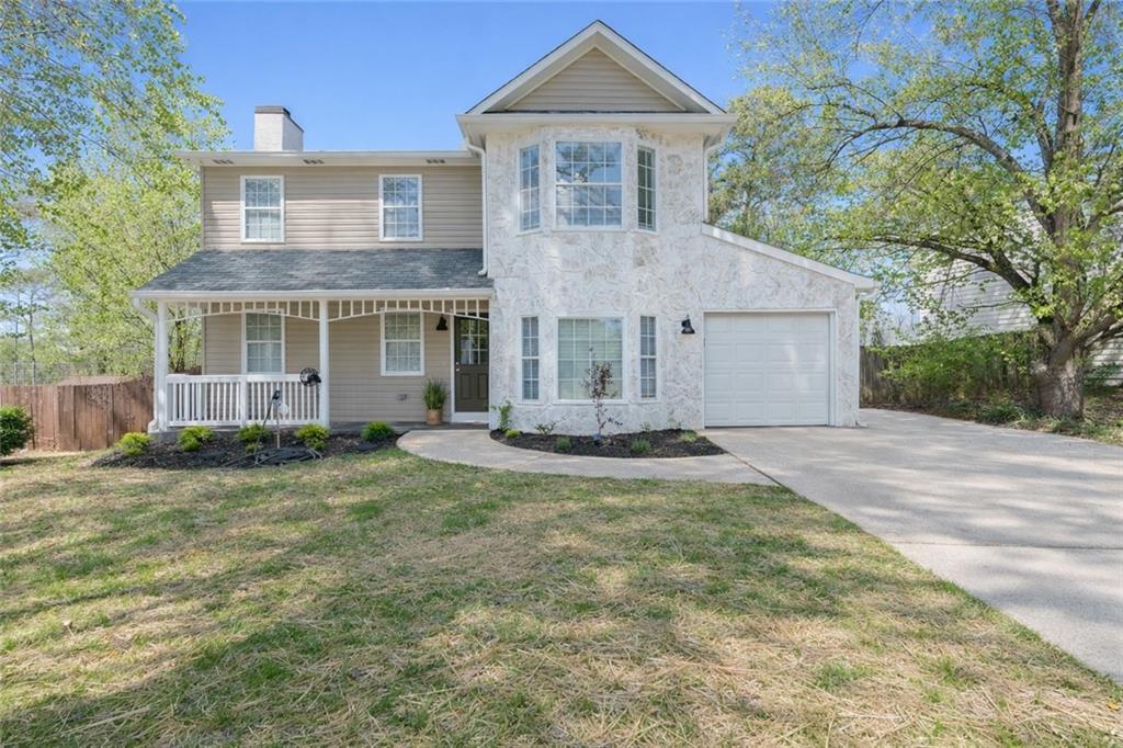 155 Bear Run Ct., Chattahoochee Hills, GA 30268