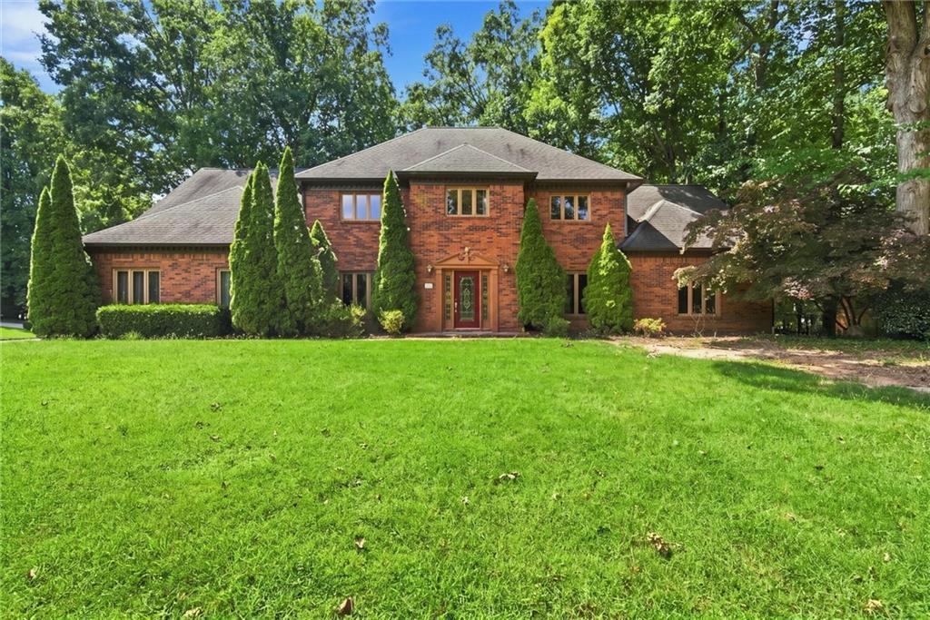 12110 Willow Run Rd., Roswell, GA 30075