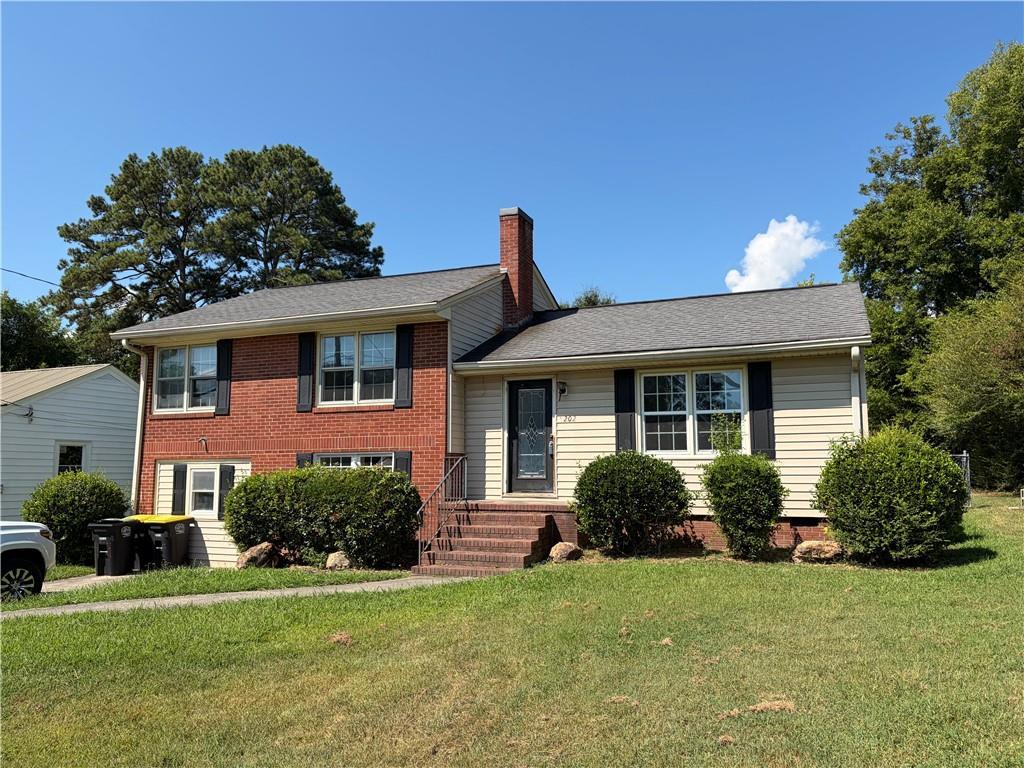 202 Coosawattee Ave., Rome, GA 30165