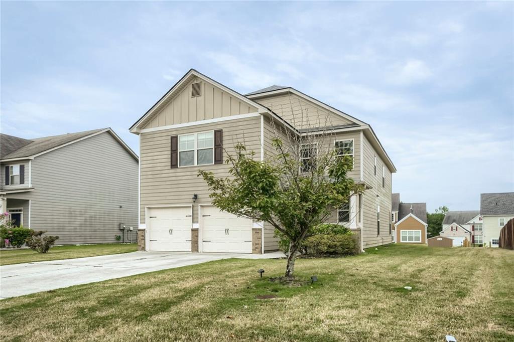 2351 Willow Shade Ln., Loganville, GA 30052