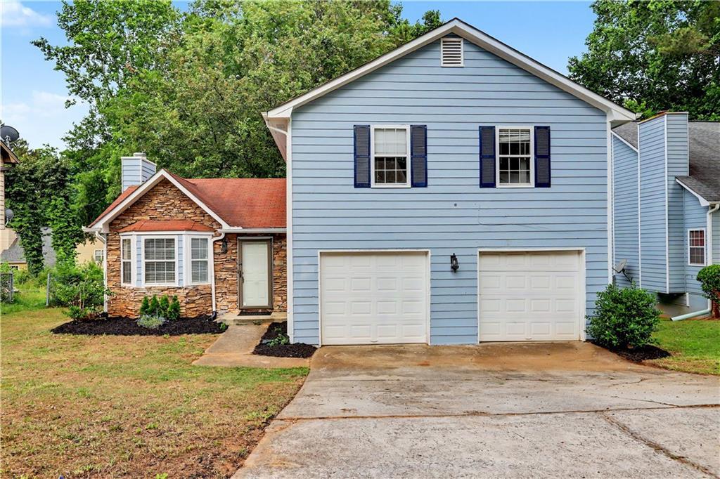 407 Sheppard Xing Ct., Stone Mountain, GA 30083