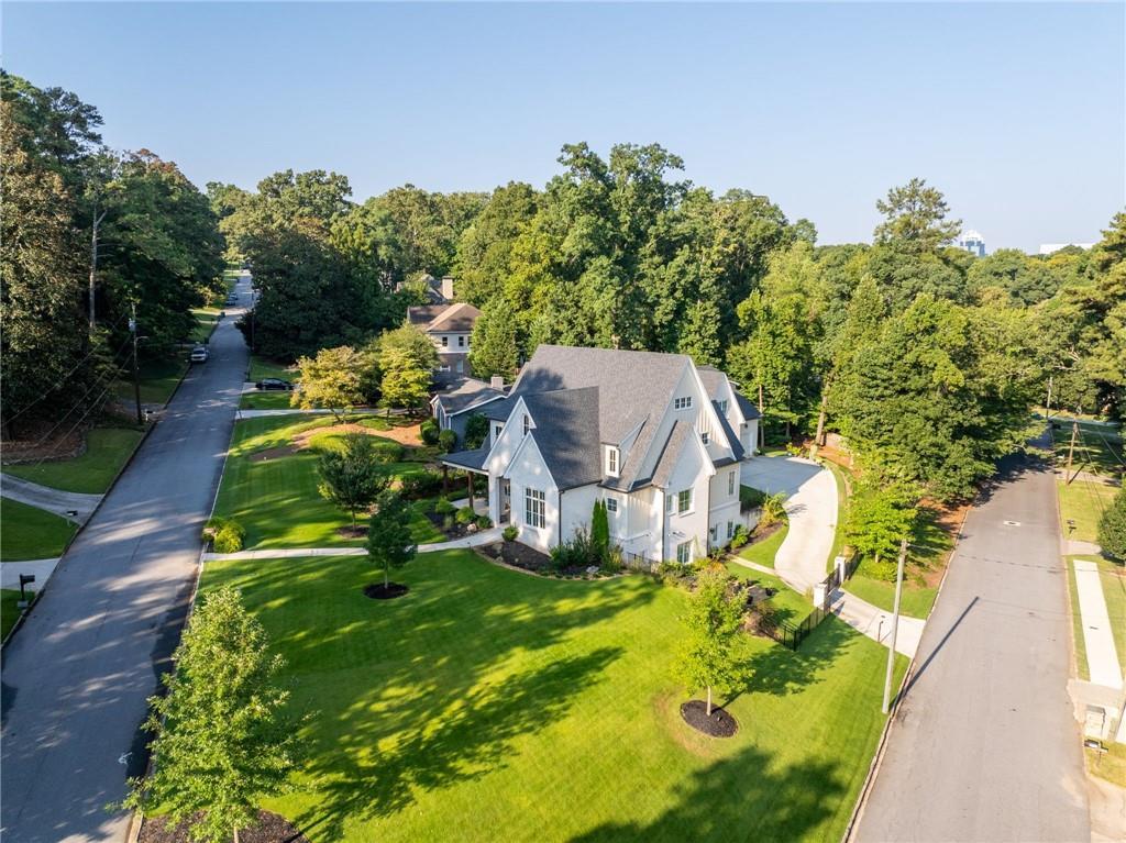 4218 Oak Forest Dr., Brookhaven, GA 30319