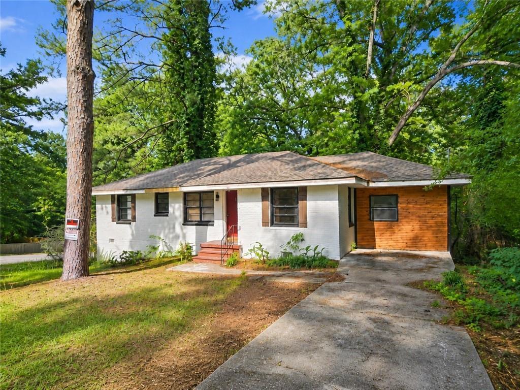 2164 Mark Tr., Decatur, GA 30032