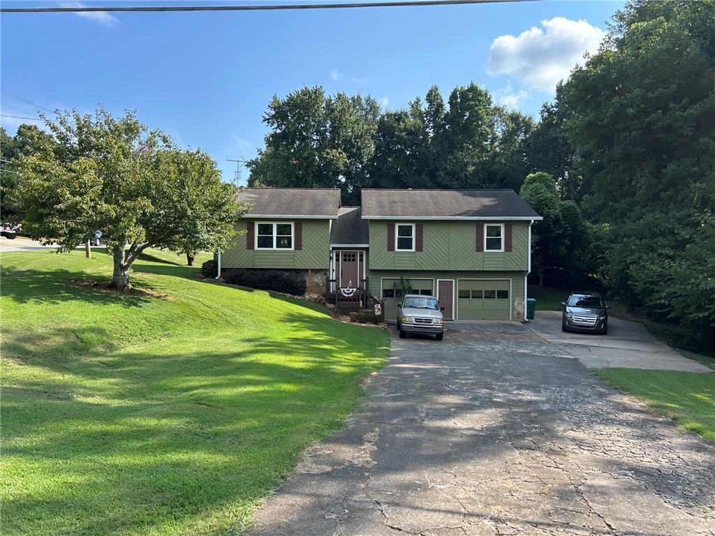 1090 Hickory Rd., Canton, GA 30115