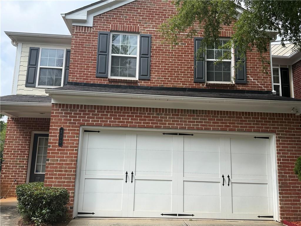210 Bellecliff Ct., Tucker, GA 30084
