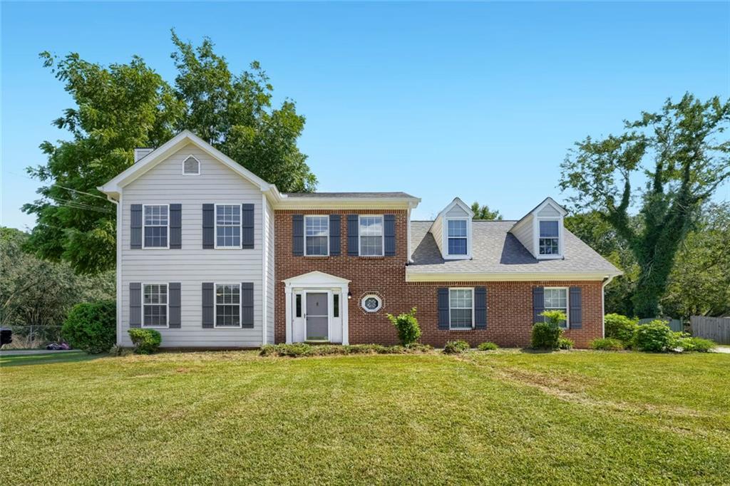 1410 Willow Bend Dr., Snellville, GA 30078