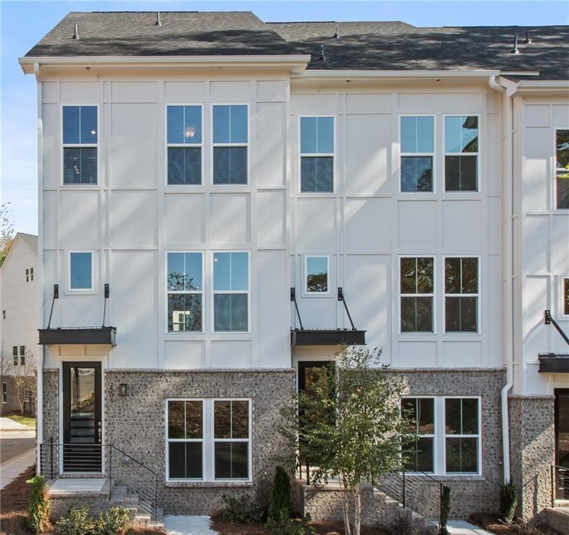 1926 Rogers Ct., Atlanta, GA 30318