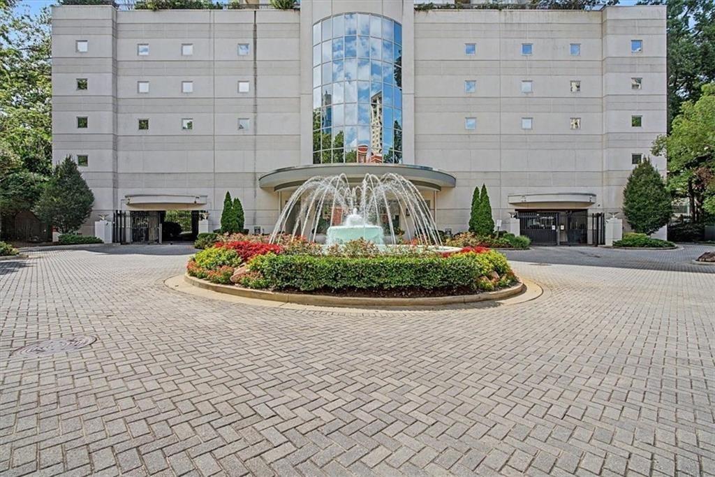 2828 Peachtree Rd. #1002, Atlanta, GA 30305