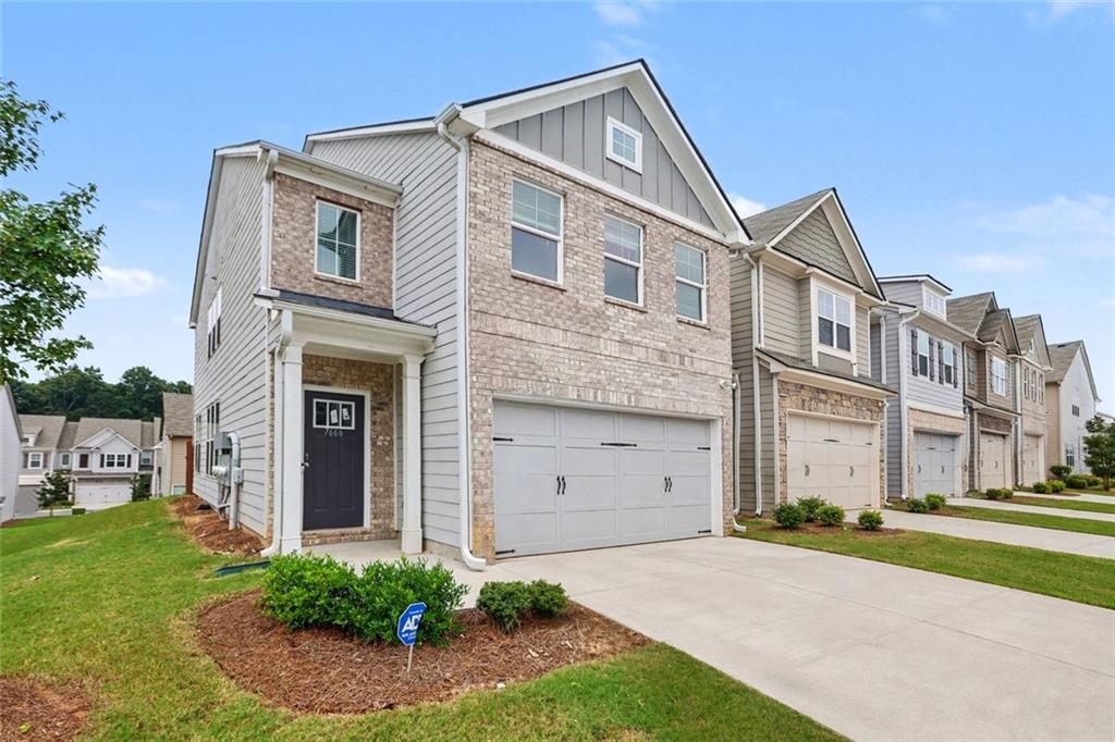 7666 Squire Ct., Fairburn, GA 30213