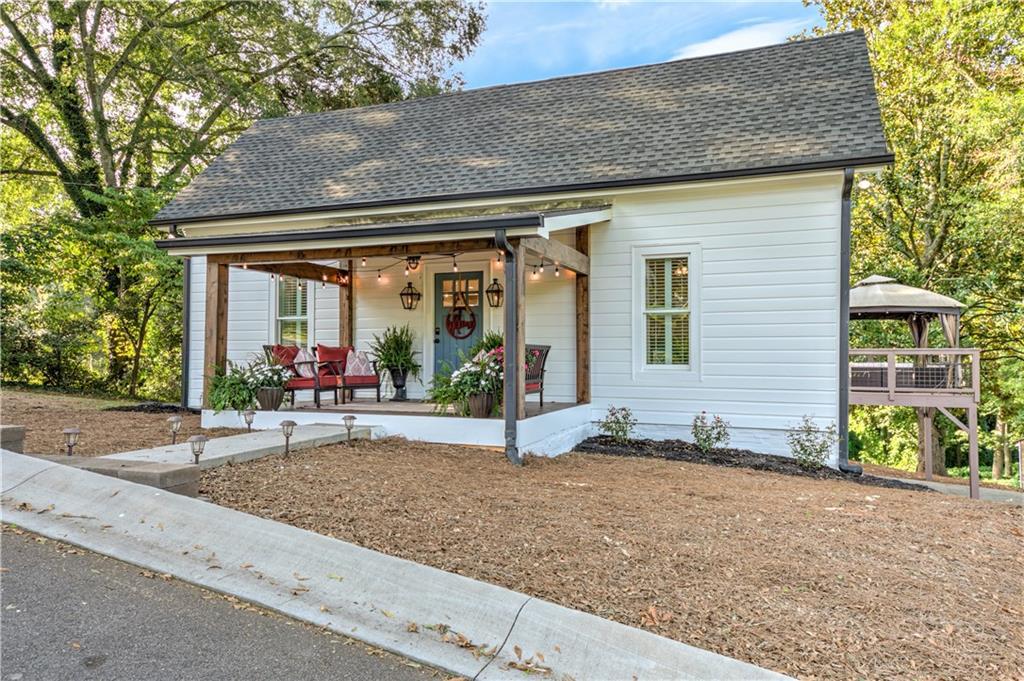 145 Stripling St., Ball Ground, GA 30107