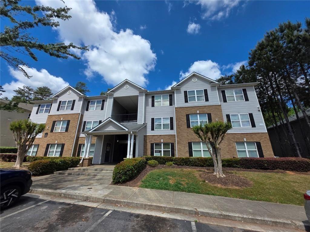 6102 Fairington Ridge Cir., Lithonia, GA 30038