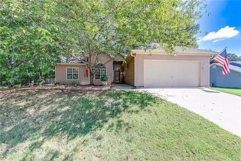 106 Elk Grove Dr., Auburn, GA 30011